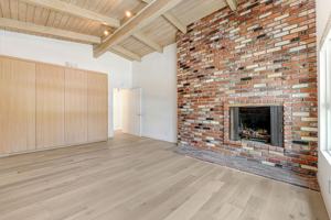 featured image of 827 15th St