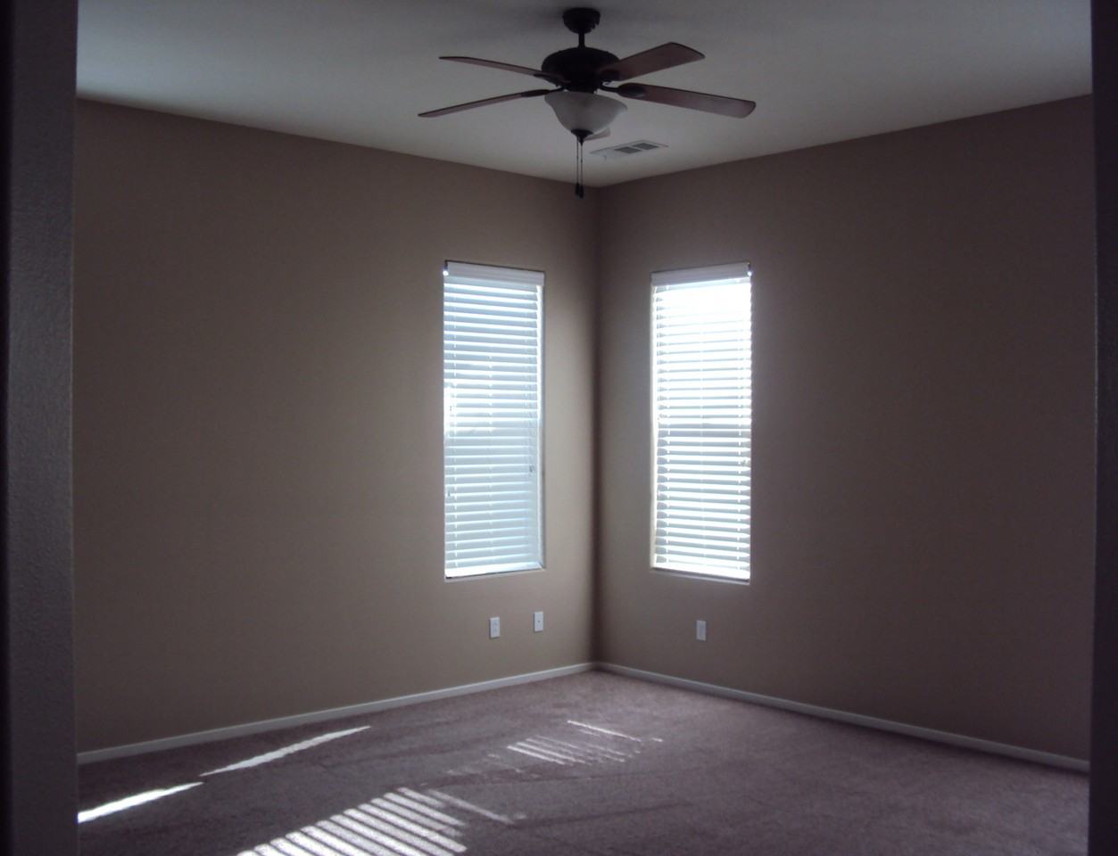 2744 N Duke Ct - Photo 7 of 8