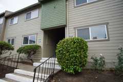 1547 Se Stark St - Photo 1 of 1