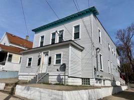 featured image of 545 Shamrock St Sw