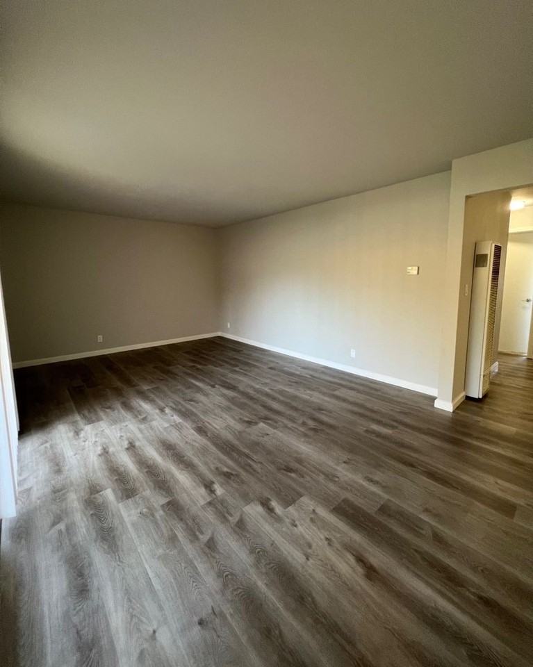 Regent Apartment Homes - Photo 5 of 18