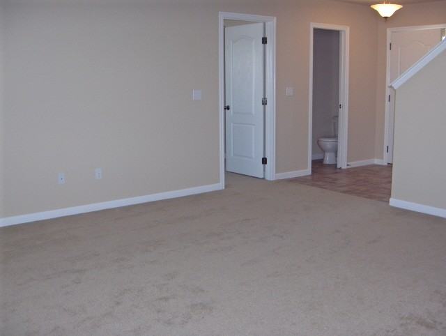 3122 Bristol Ave - Photo 7 of 13