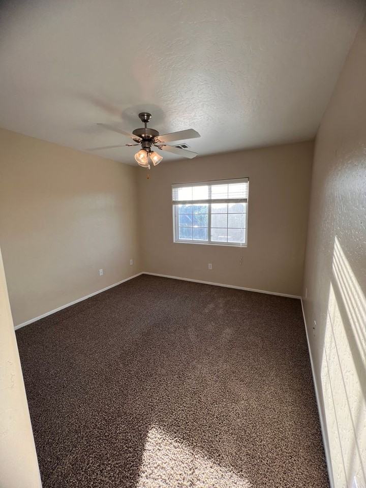 2956 Sauvignon St - Photo 6 of 14