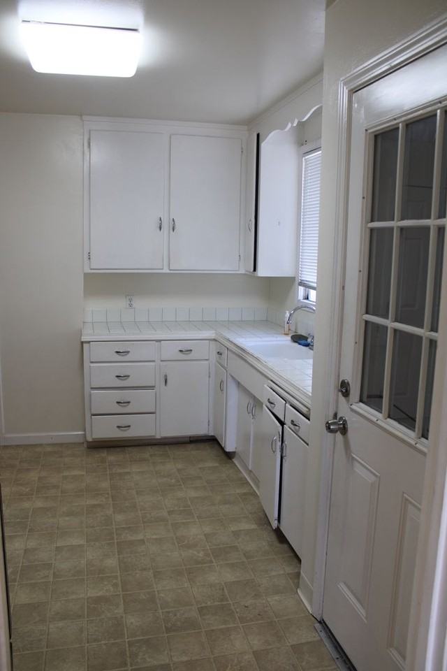 17 Lorraine Ave - Photo 5 of 22