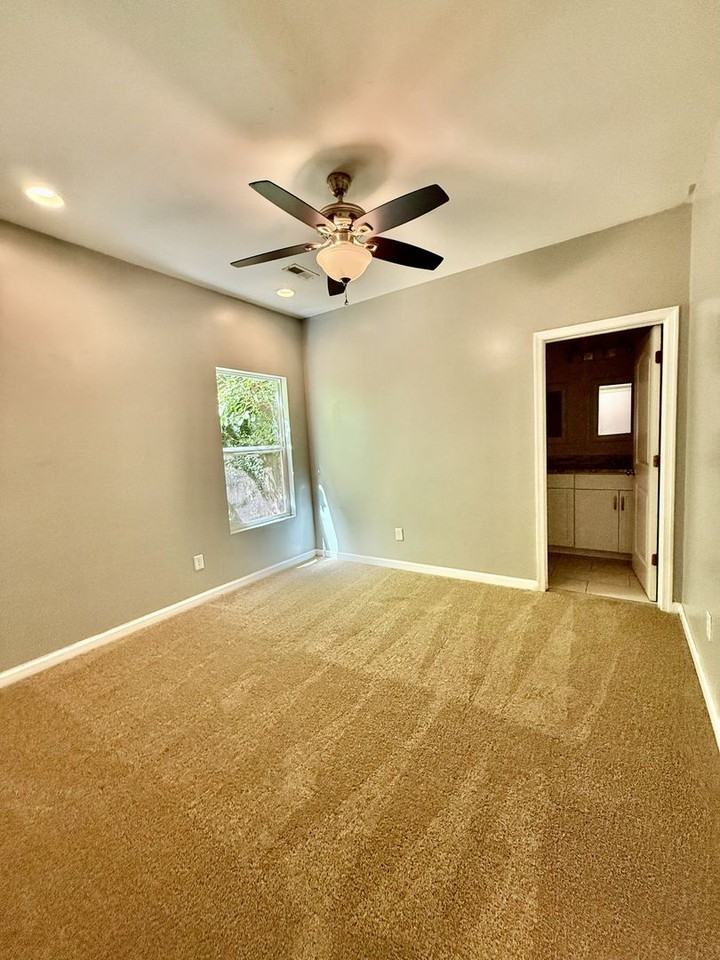 4205 Dartmouth St - Photo 7 of 22