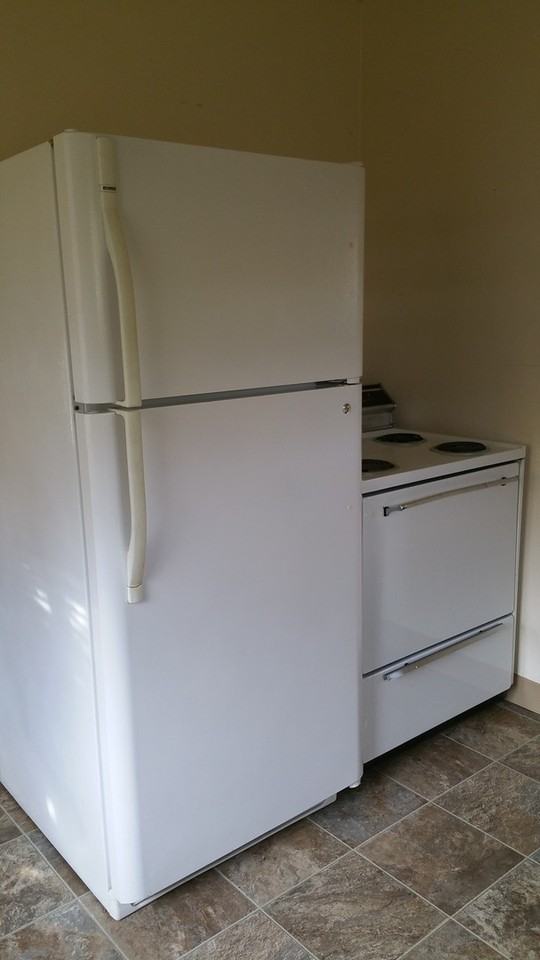 2740 E St - Photo 3 of 9