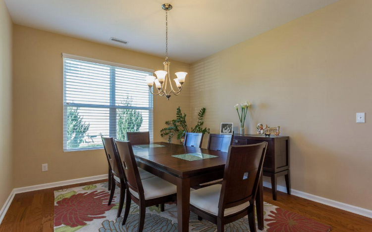 2409 Pear Tree Ln - Photo 6 of 16
