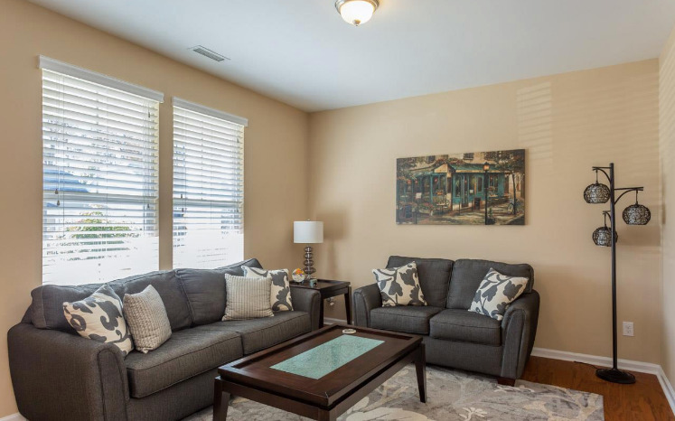 2409 Pear Tree Ln - Photo 7 of 16