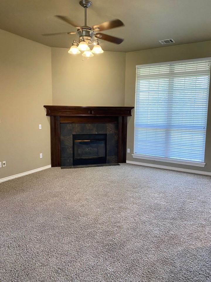 324 Madison Place Dr - Photo 5 of 23