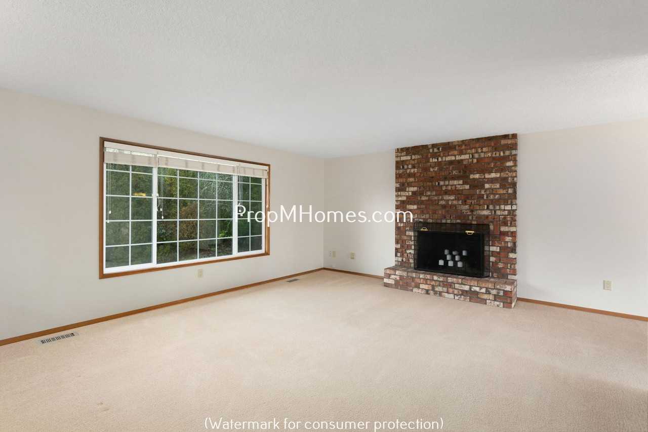 16524 Se Gordon St - Photo 3 of 31