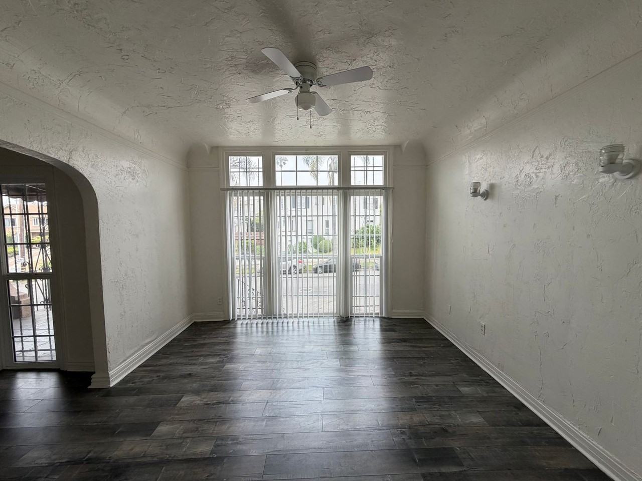2612 Edgehill Dr - Photo 6 of 14
