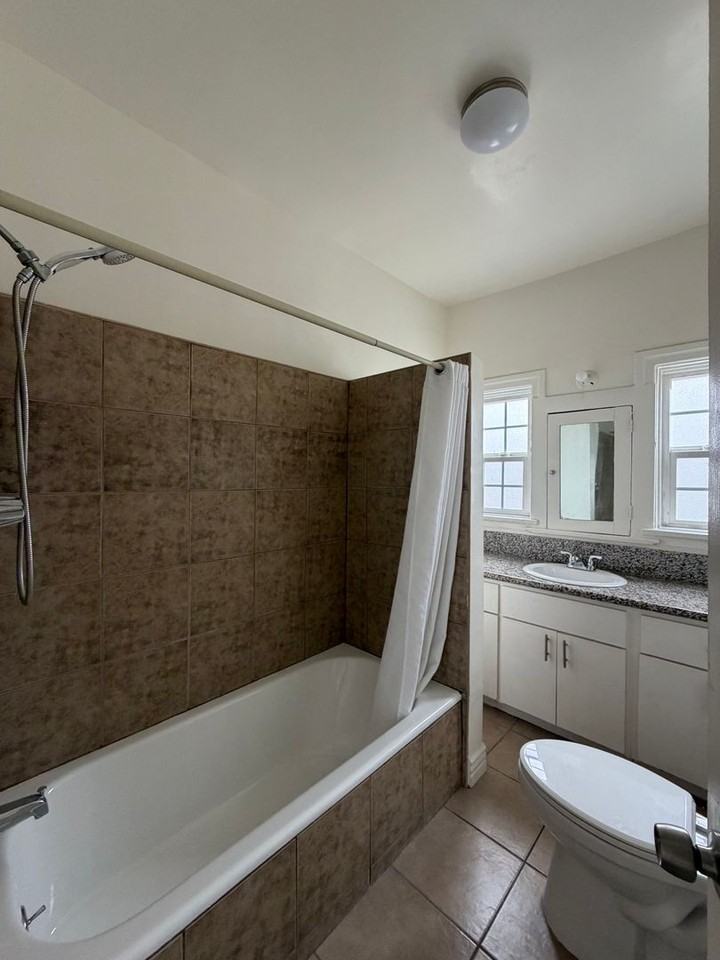 2612 Edgehill Dr - Photo 7 of 14