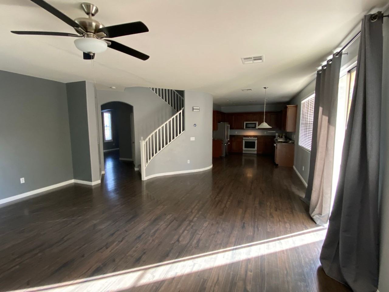 10331 Kadumba St - Photo 3 of 28