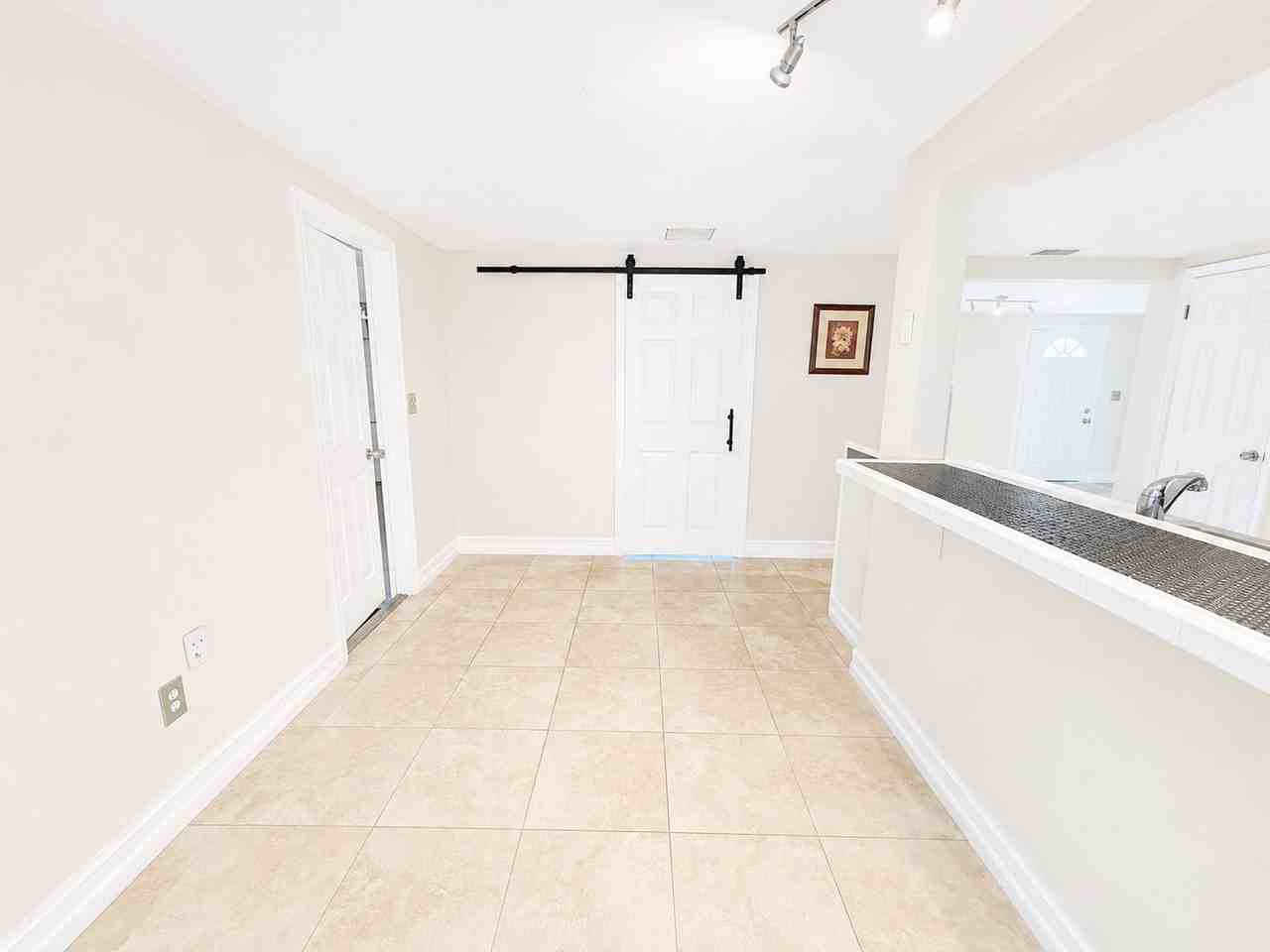 3711 Redwood Dr - Photo 6 of 19