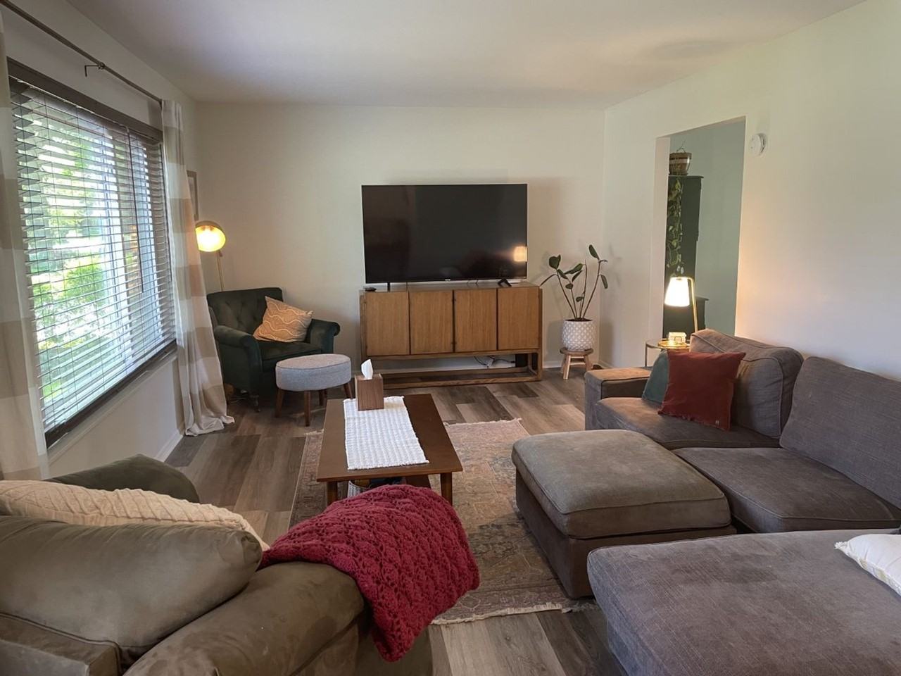 2868 Dayton Dr - Photo 5 of 17