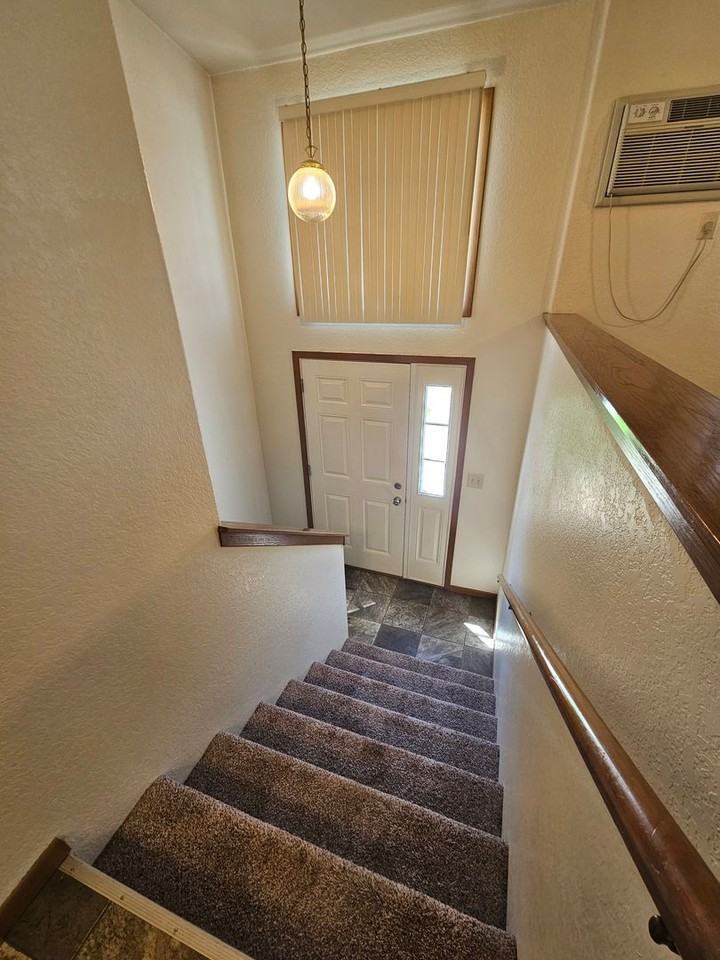 3850 Park Dr #6 - Photo 2 of 21