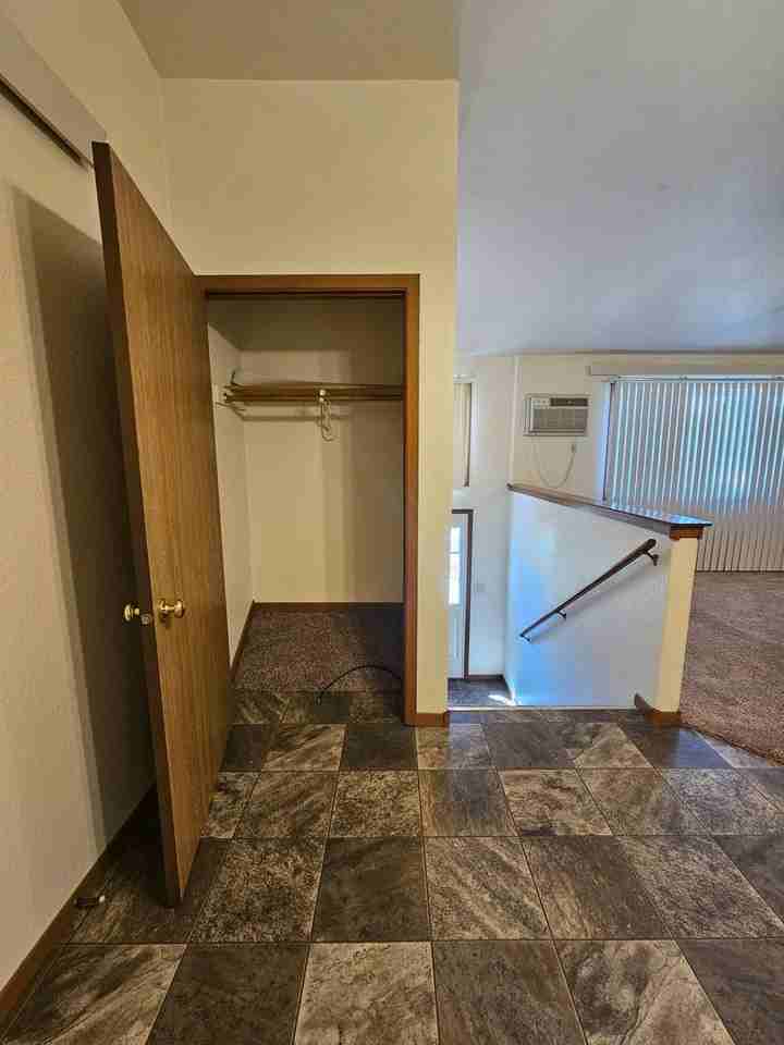 3850 Park Dr #6 - Photo 5 of 21