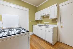 1404 SE Madison - Photo 1 of 1