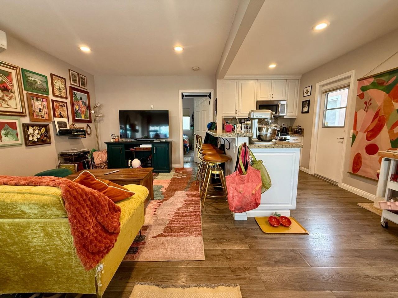 4639 Wilson Ave - Photo 6 of 20