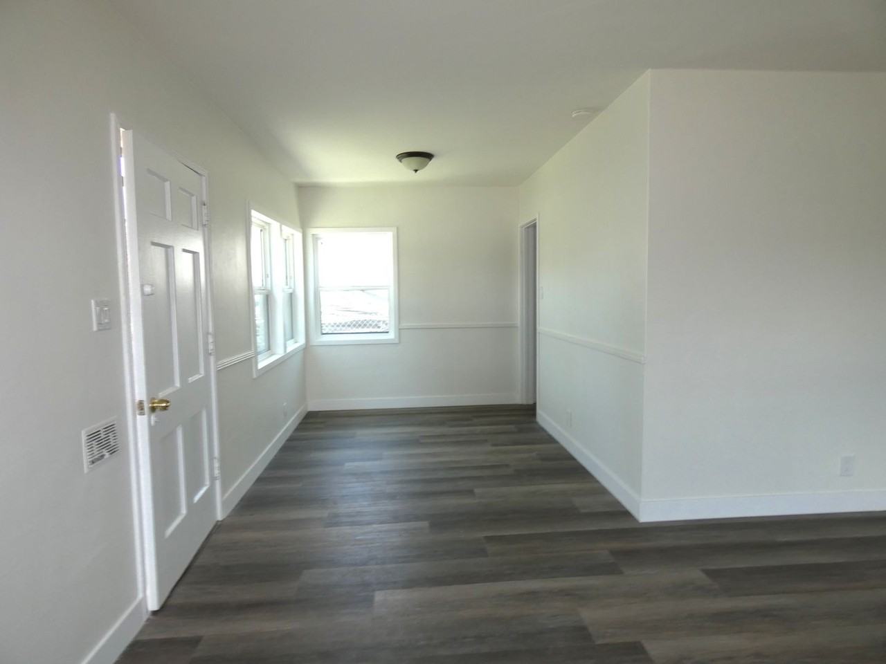 11820 State St - Photo 4 of 14