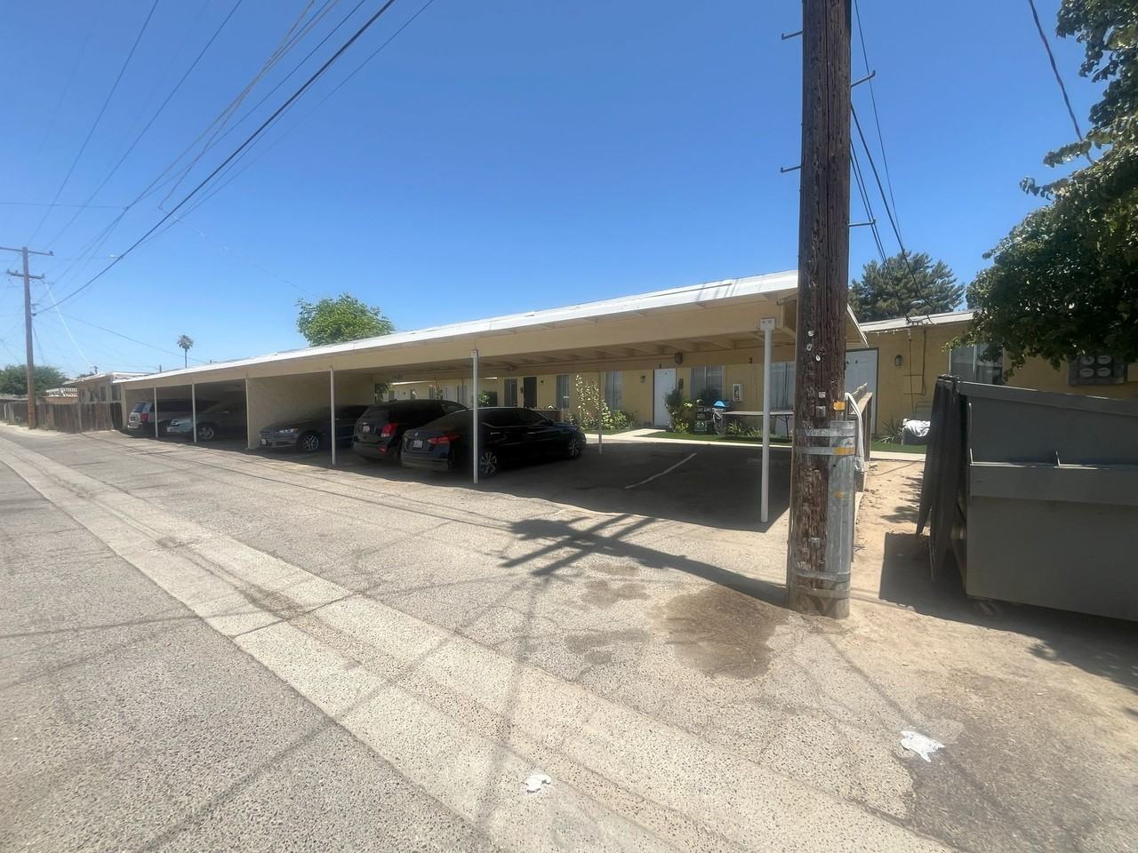 4198 - Photo 3 of 3