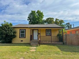 1906 8th St - Photo 1 of 1
