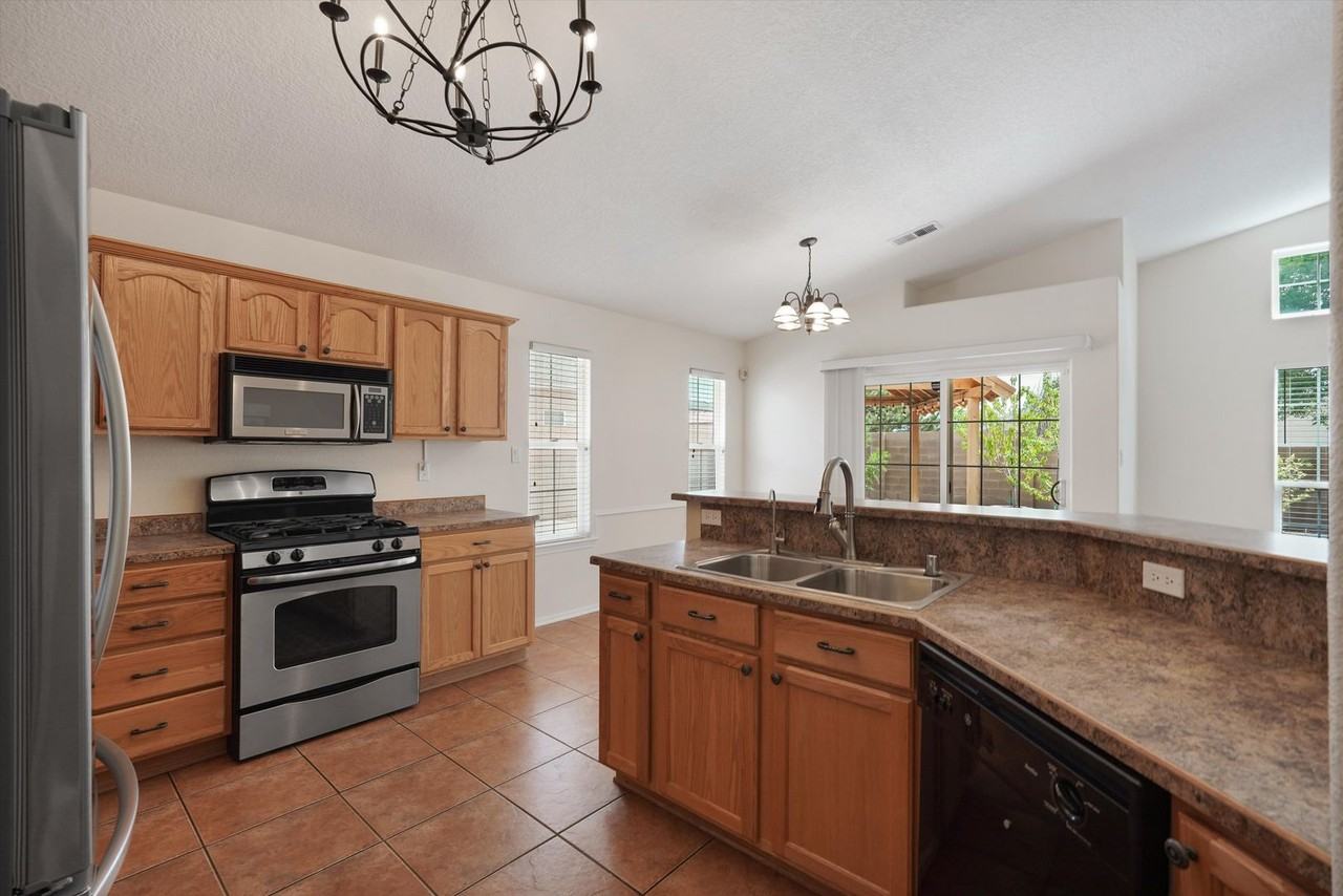 8620 Casa Verde Ave Nw - Photo 6 of 43
