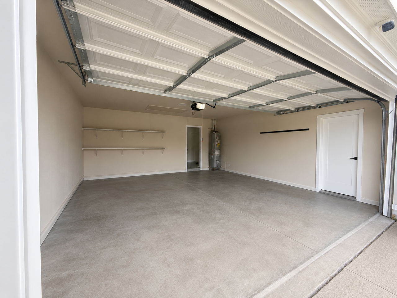 705 Evanwood Dr - Photo 2 of 7