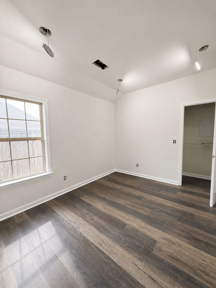 705 Evanwood Dr - Photo 5 of 7
