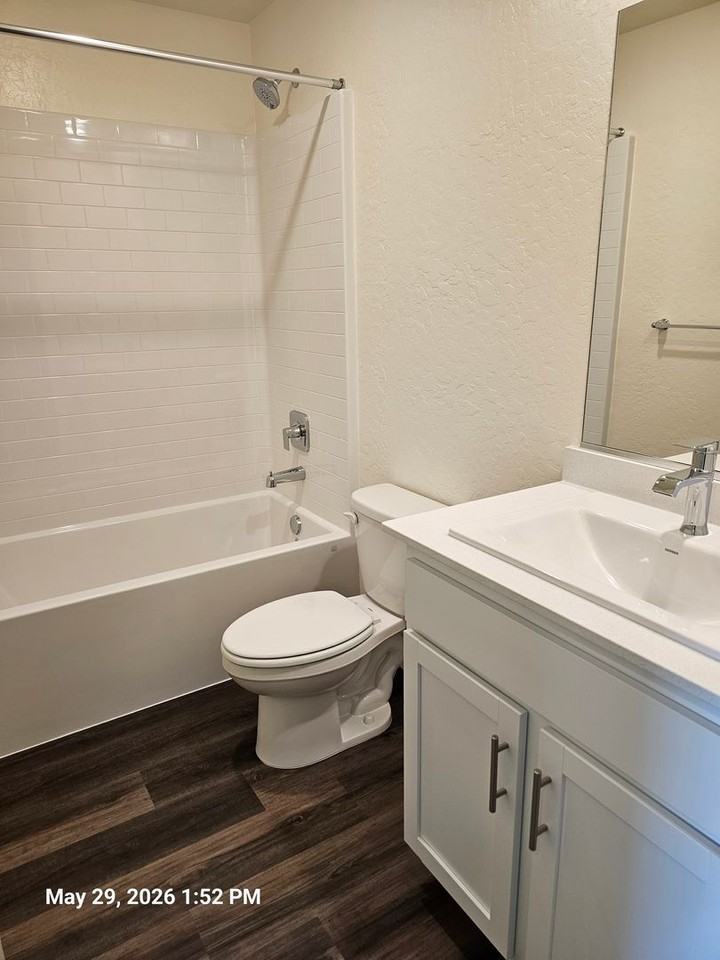 1927 Oak Falls Ct - Photo 6 of 12