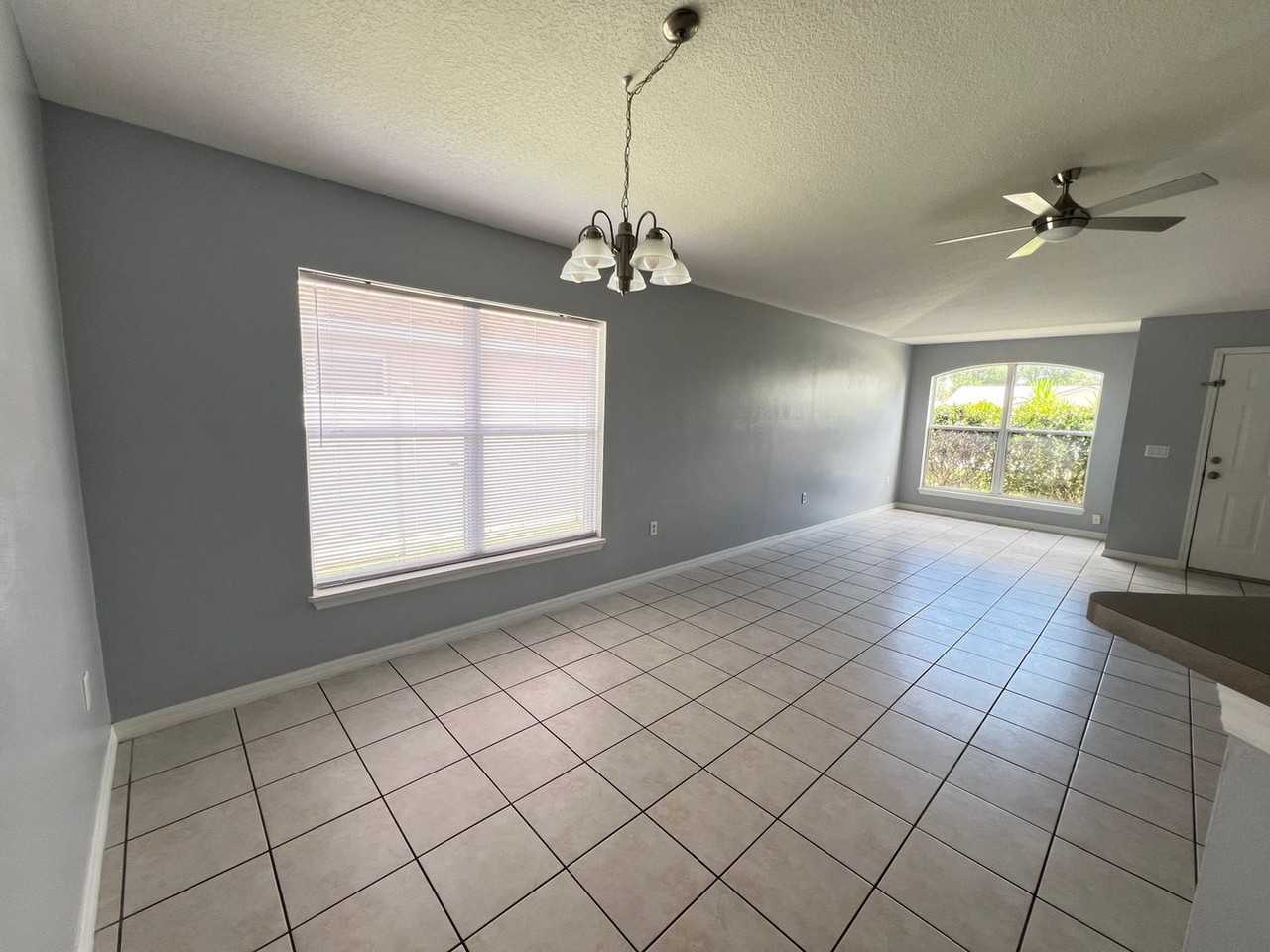 1606 Connecticut Ave - Photo 3 of 13