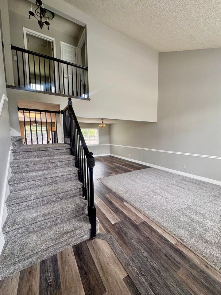 9380 Melbourne Dr - Photo 7 of 43