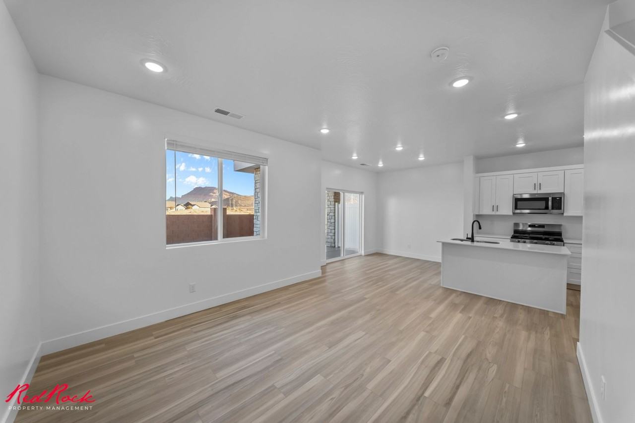 1037 E Malibu Ln - Photo 5 of 36