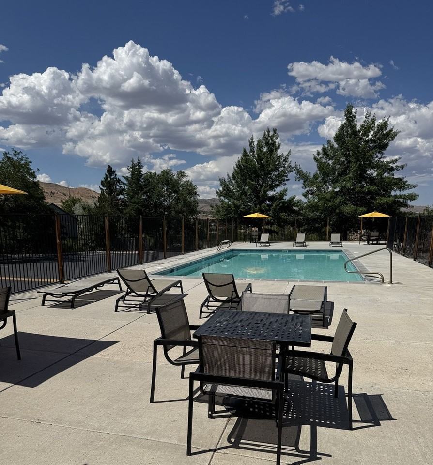 Boulder Creek Apartments - Photo 7 of 11