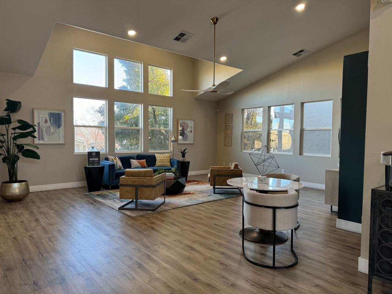 Boulder Creek Apartments - Photo 3 of 12