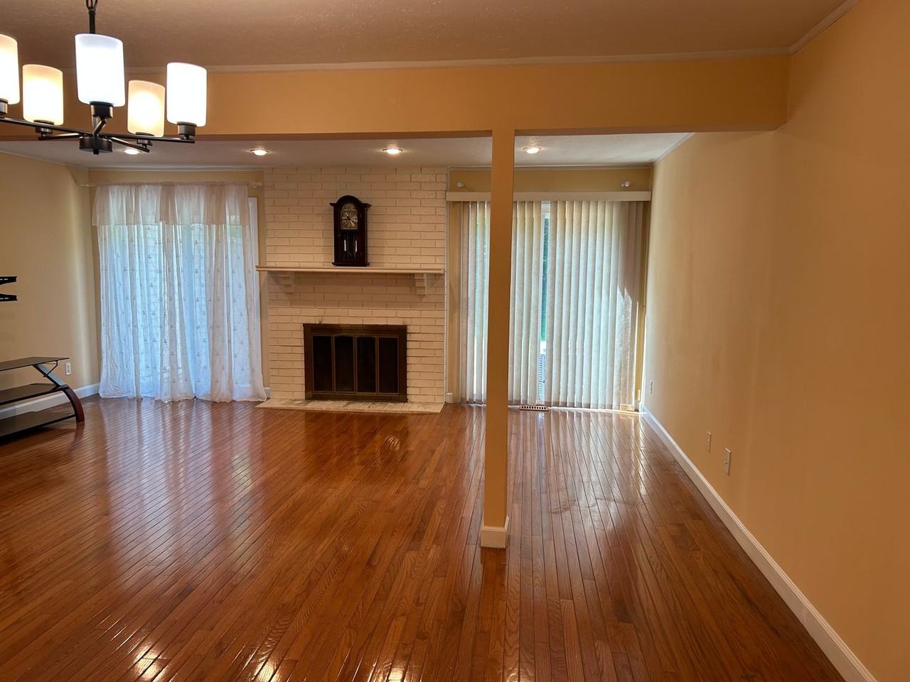 4456 Donna Dr - Photo 7 of 35