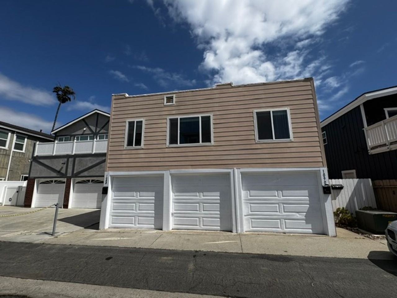 1088 Bangor Ln - Photo 4 of 26