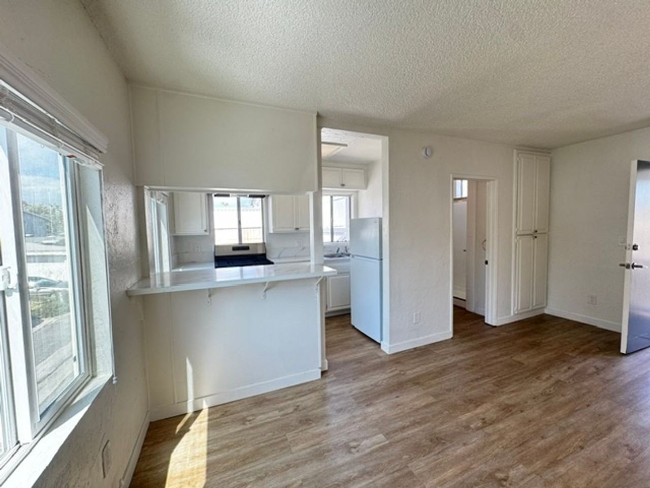 1090 Bangor Ln - Photo 7 of 22