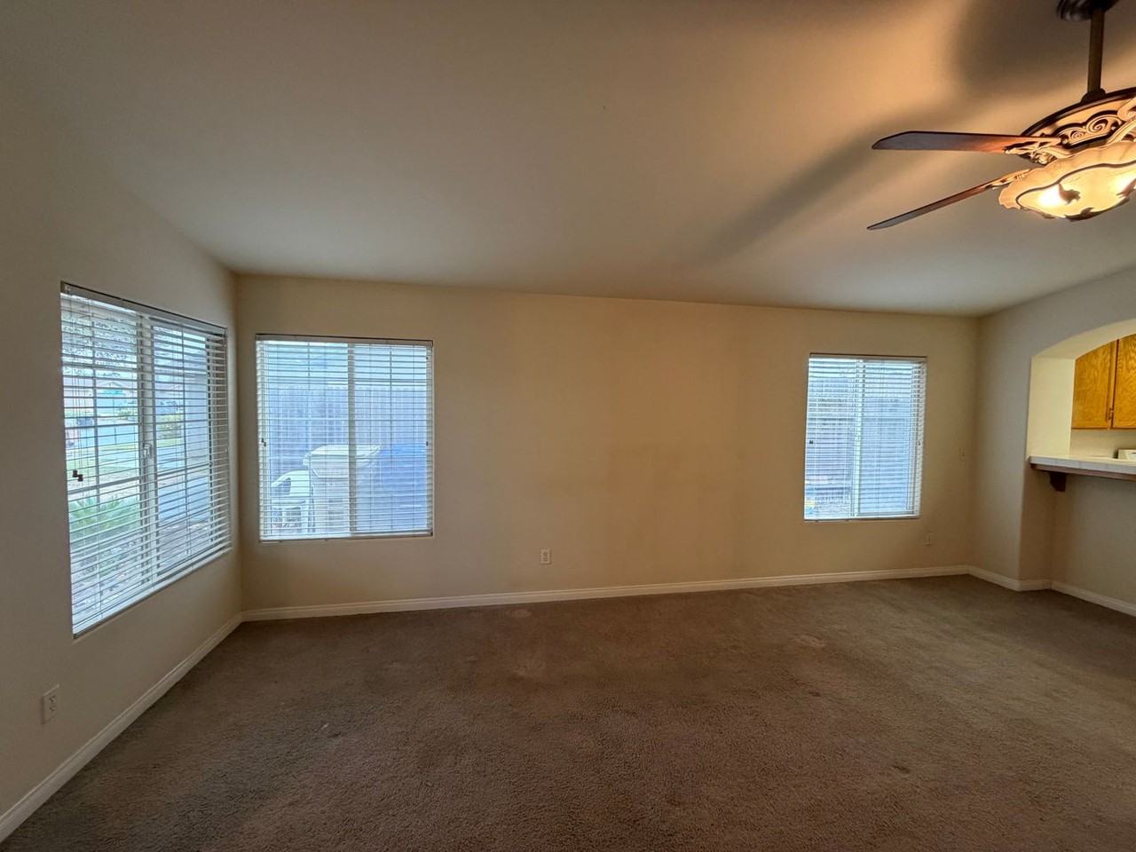 6107 Ragusa Ln - Photo 5 of 31