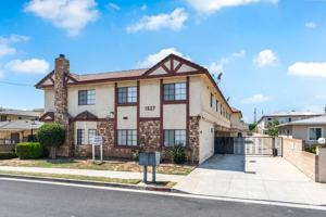 featured image of 1527 Palm Ave