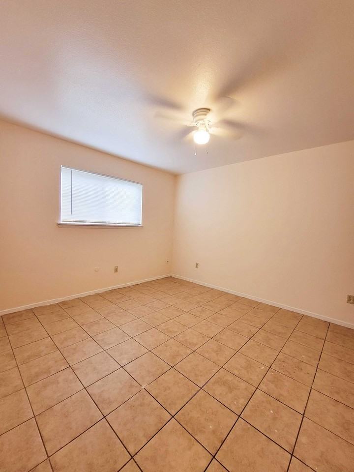 7301 7301 Jensen - 1 #1 - Photo 7 of 23