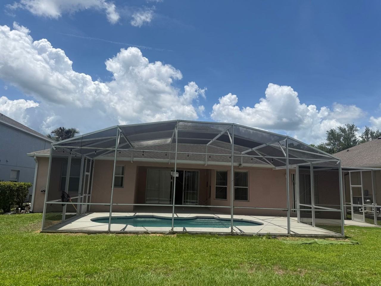 218 N Hampton Dr - Photo 4 of 50