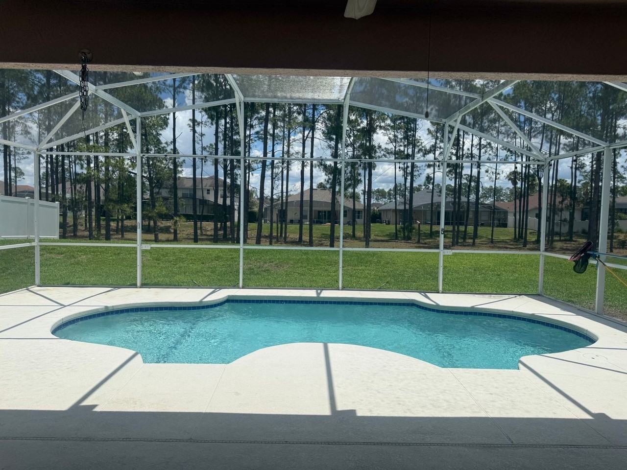 218 N Hampton Dr - Photo 5 of 50