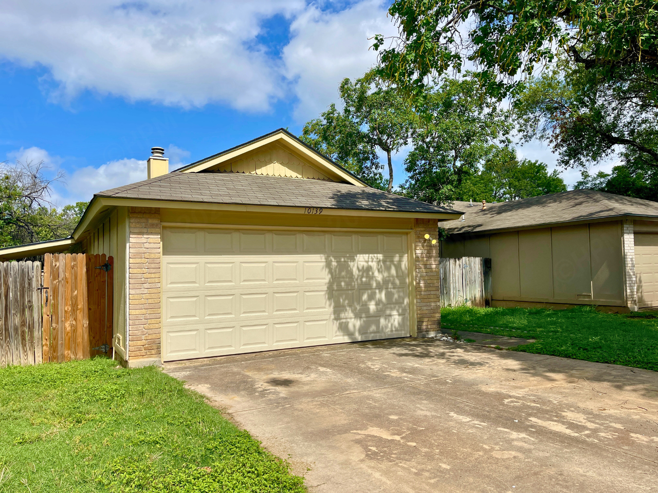 10139 Inridge - Photo 3 of 16