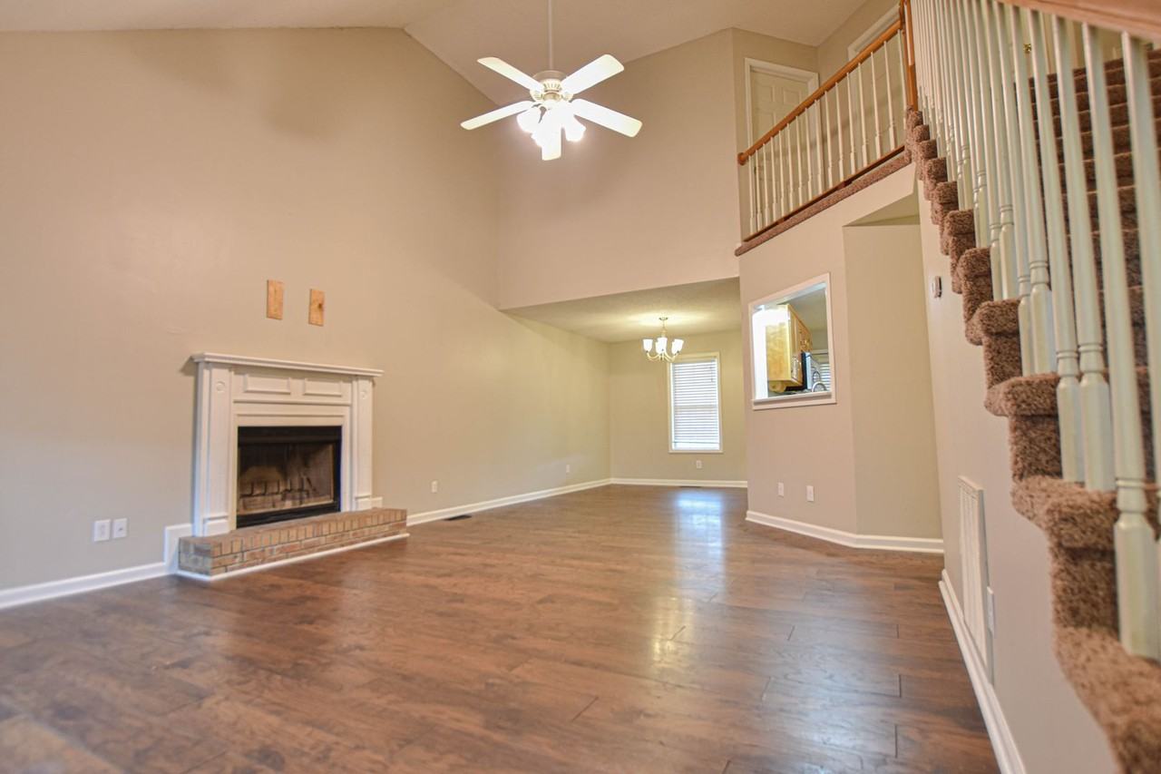 1759 Butternut Dr - Photo 2 of 20