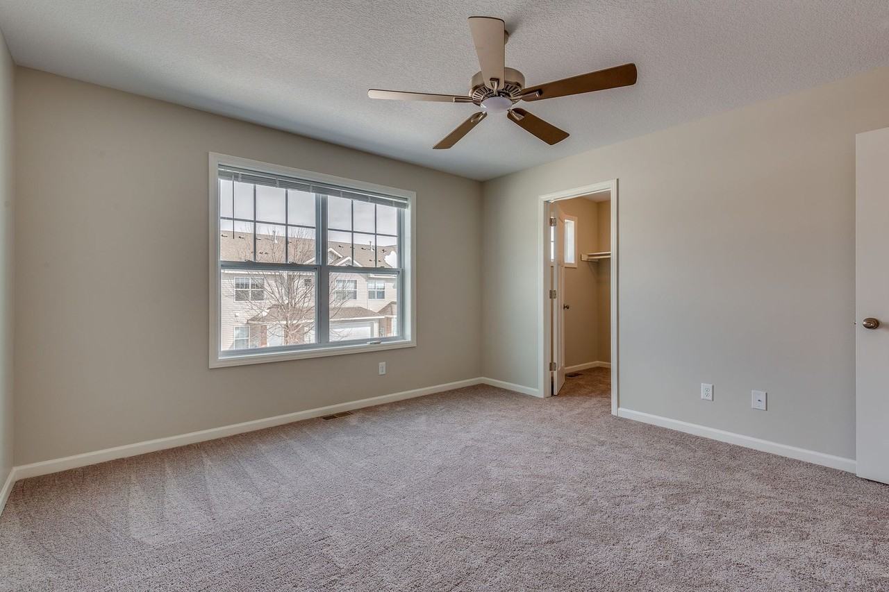 12648 Pond View Rd - Photo 4 of 16
