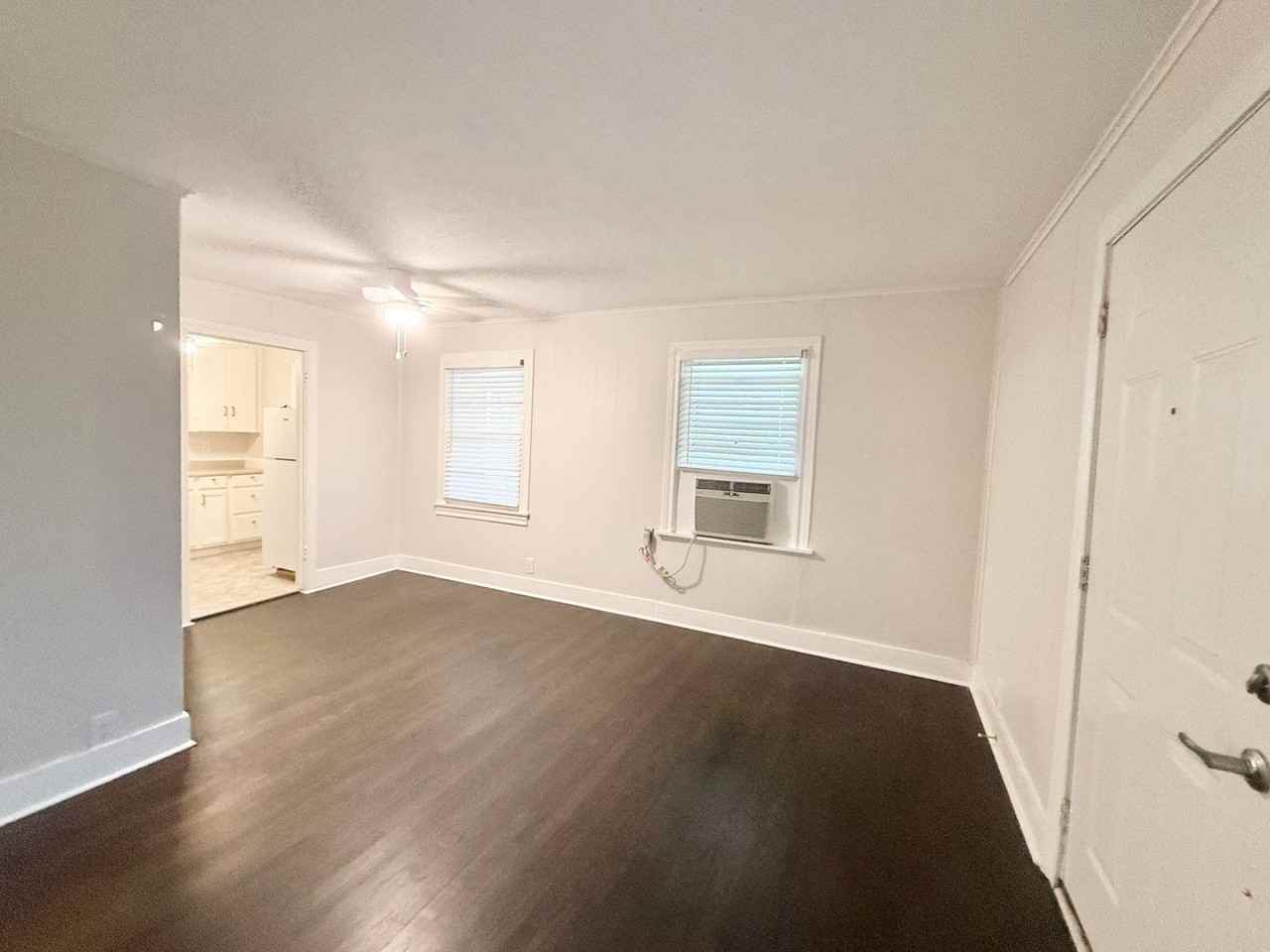 119 Oak Dr - Photo 4 of 15