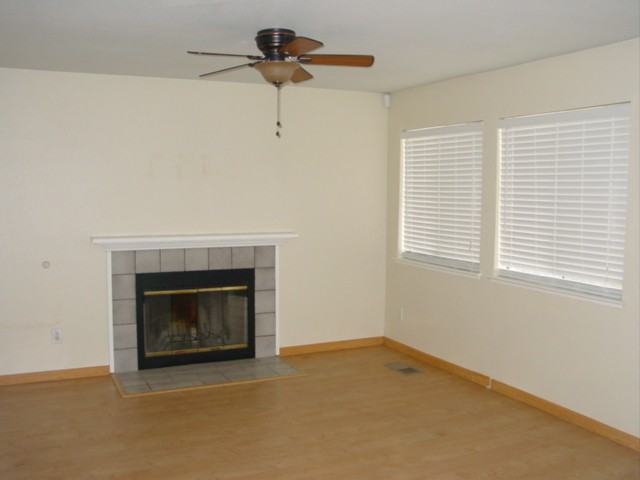 109 Birchwood Ct - Photo 4 of 19