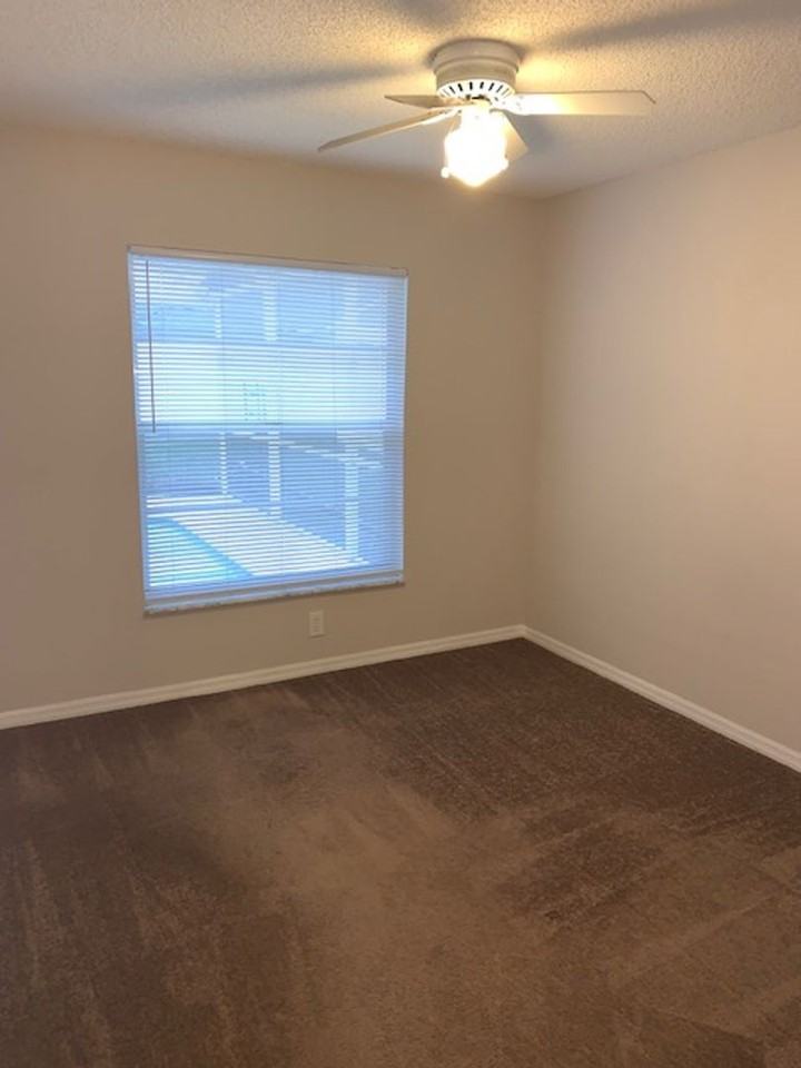 1140 Zachary Ridge Ct - Photo 4 of 13