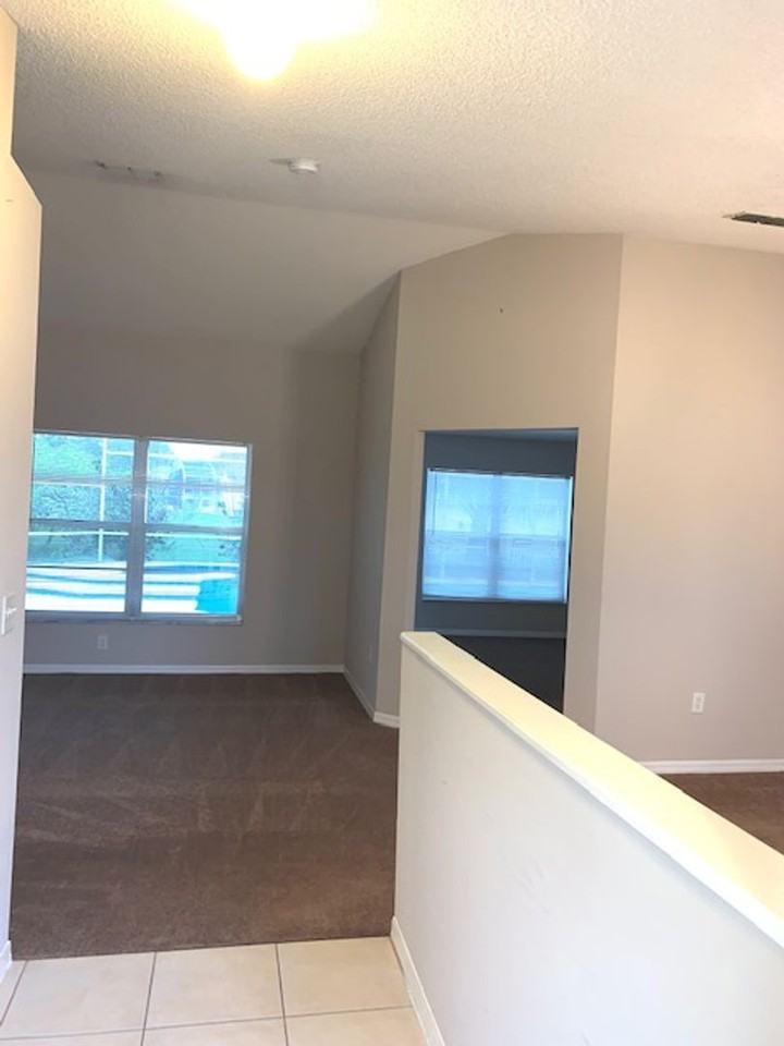 1140 Zachary Ridge Ct - Photo 7 of 13